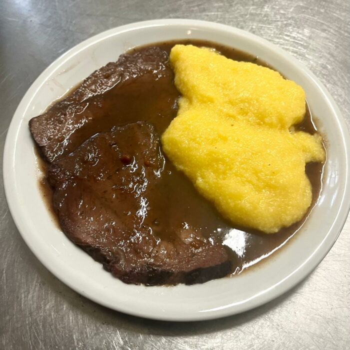 Brasato di manzo con polenta